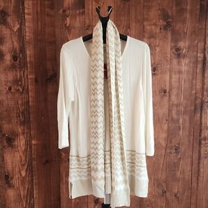 Avenue White Cardigan with Chevron Scarf